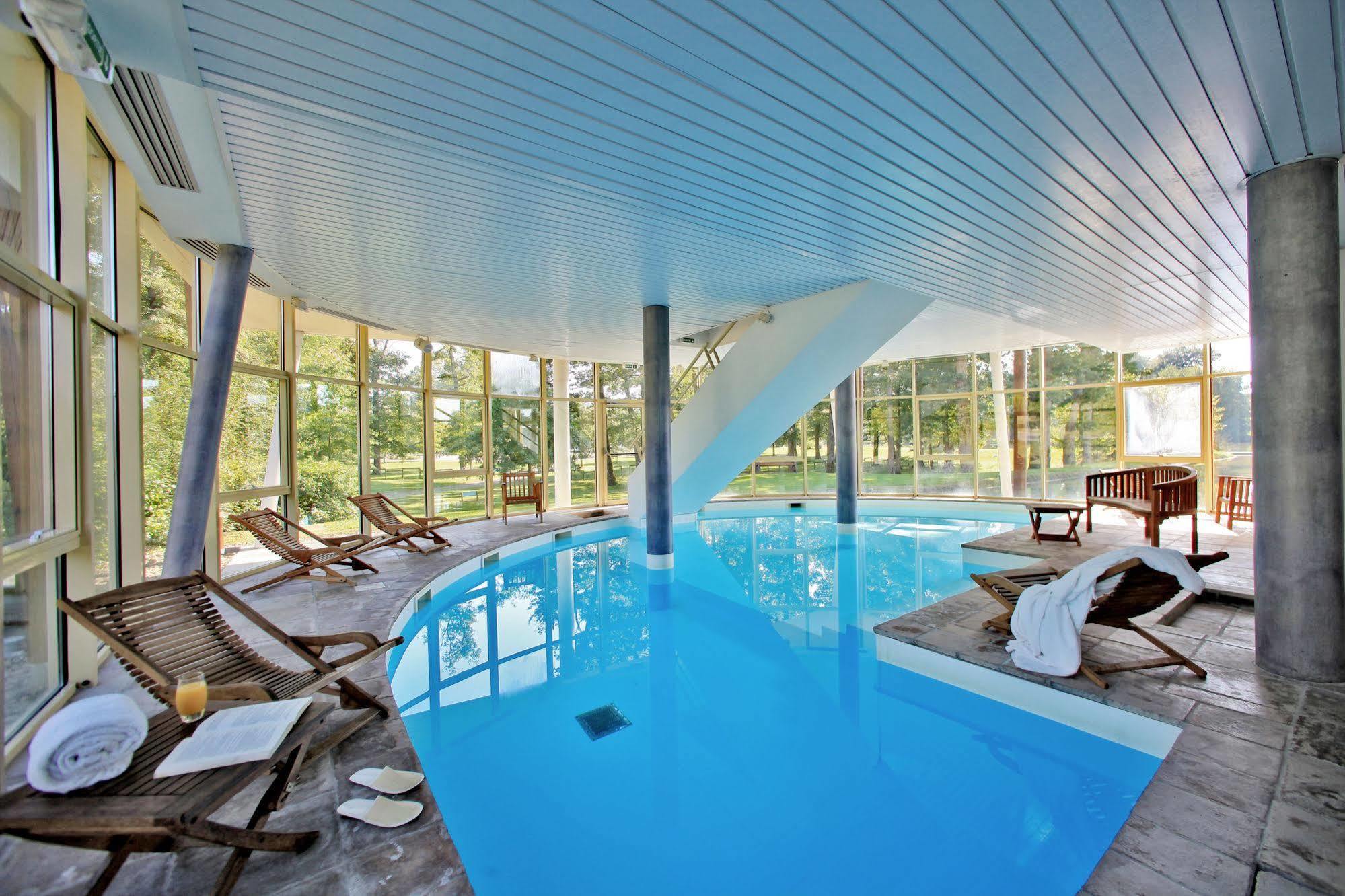 Logis Des Lacs D'Halco Hagetmau Exterior photo